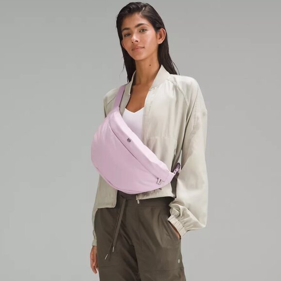 Lululemon Athletica Large Classic Pink Peony Belt Bag 3.5L NEW WITH TAG rare - Picture 2 of 11